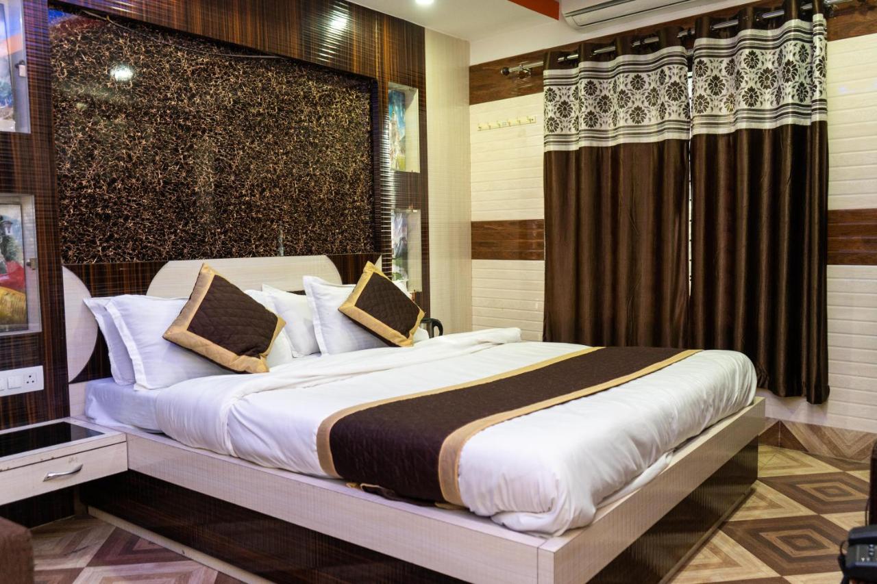Tirupati Lodge Njp سيليجوري المظهر الخارجي الصورة