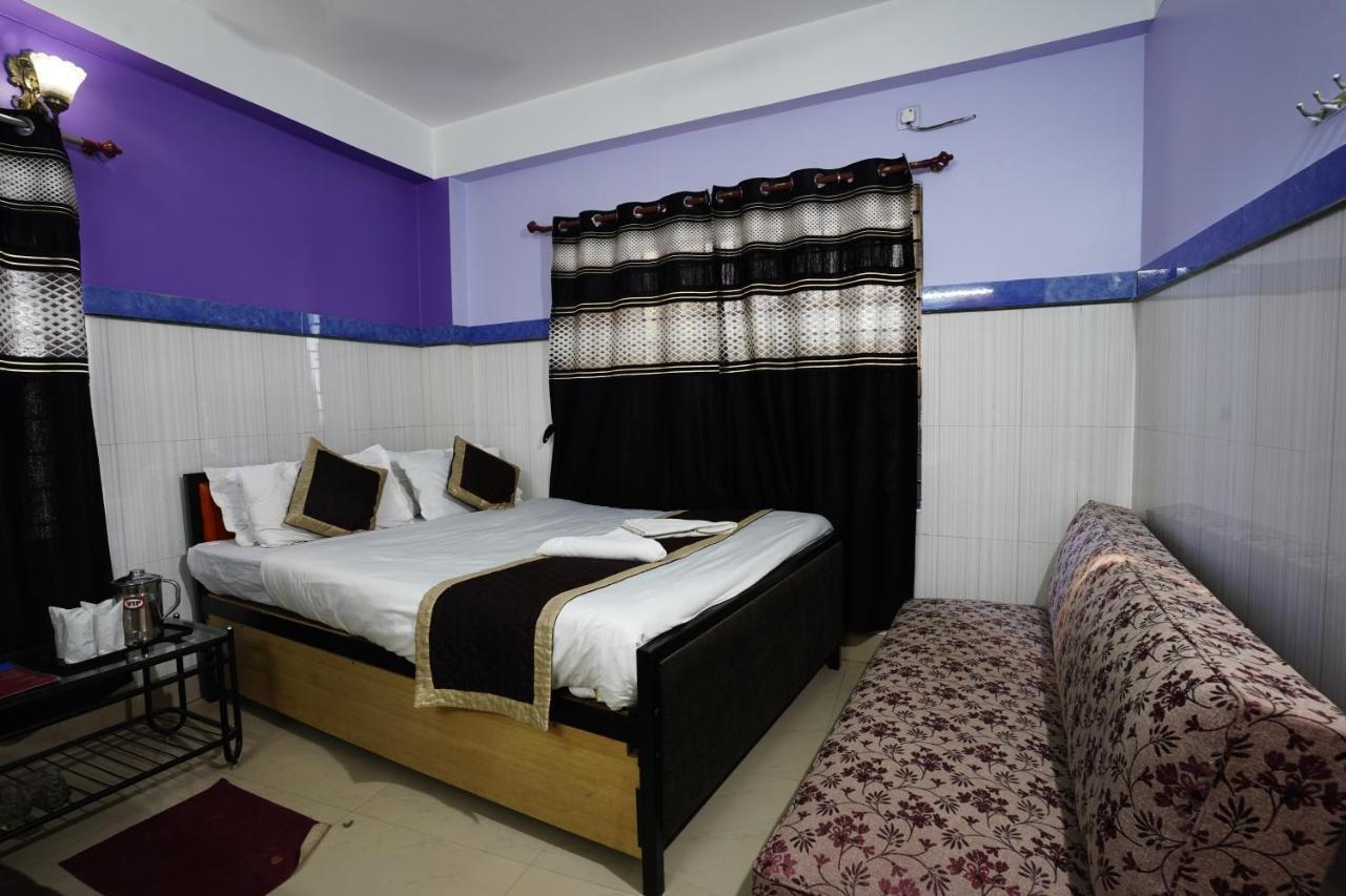 Tirupati Lodge Njp سيليجوري المظهر الخارجي الصورة