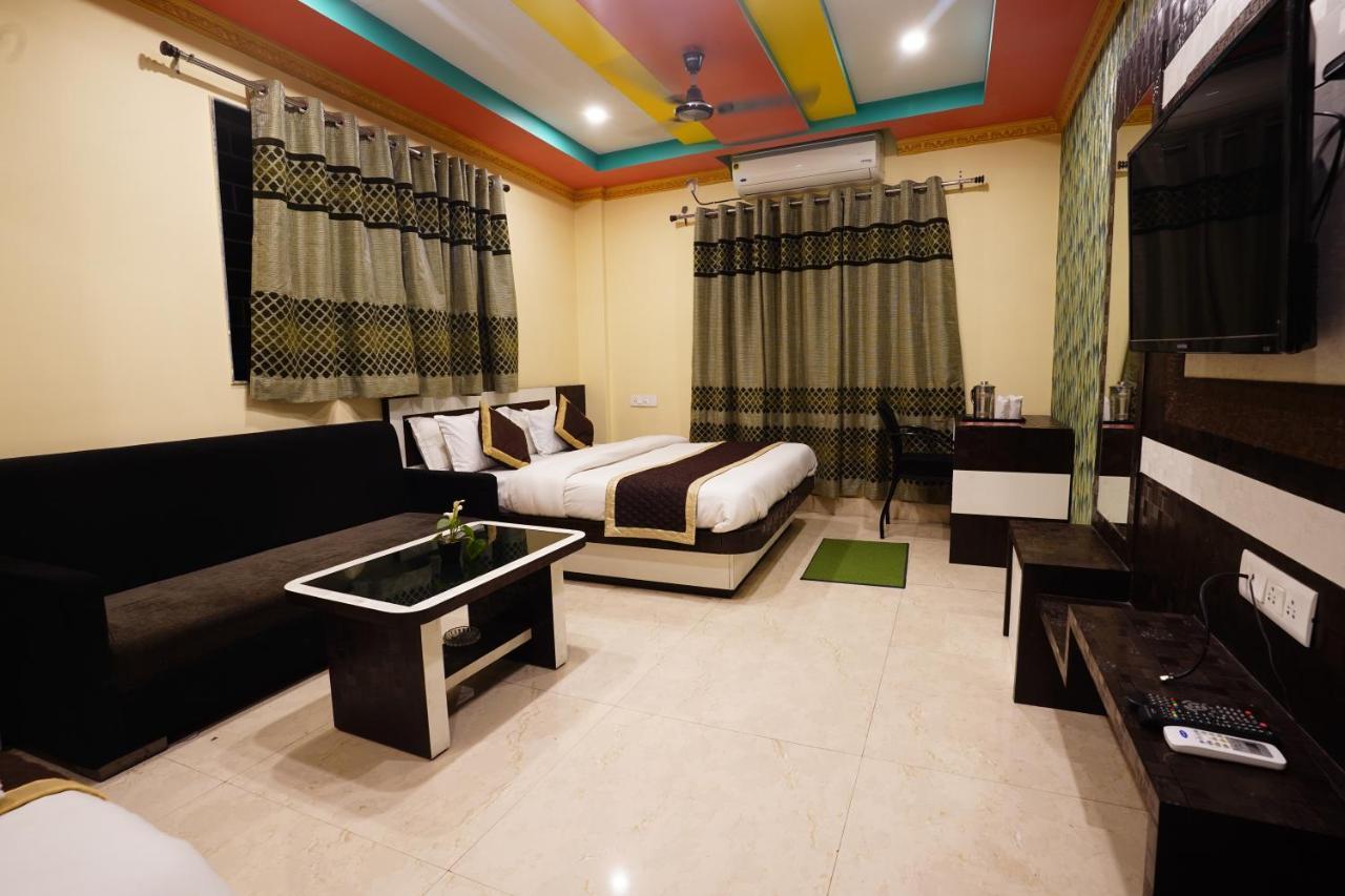 Tirupati Lodge Njp سيليجوري المظهر الخارجي الصورة