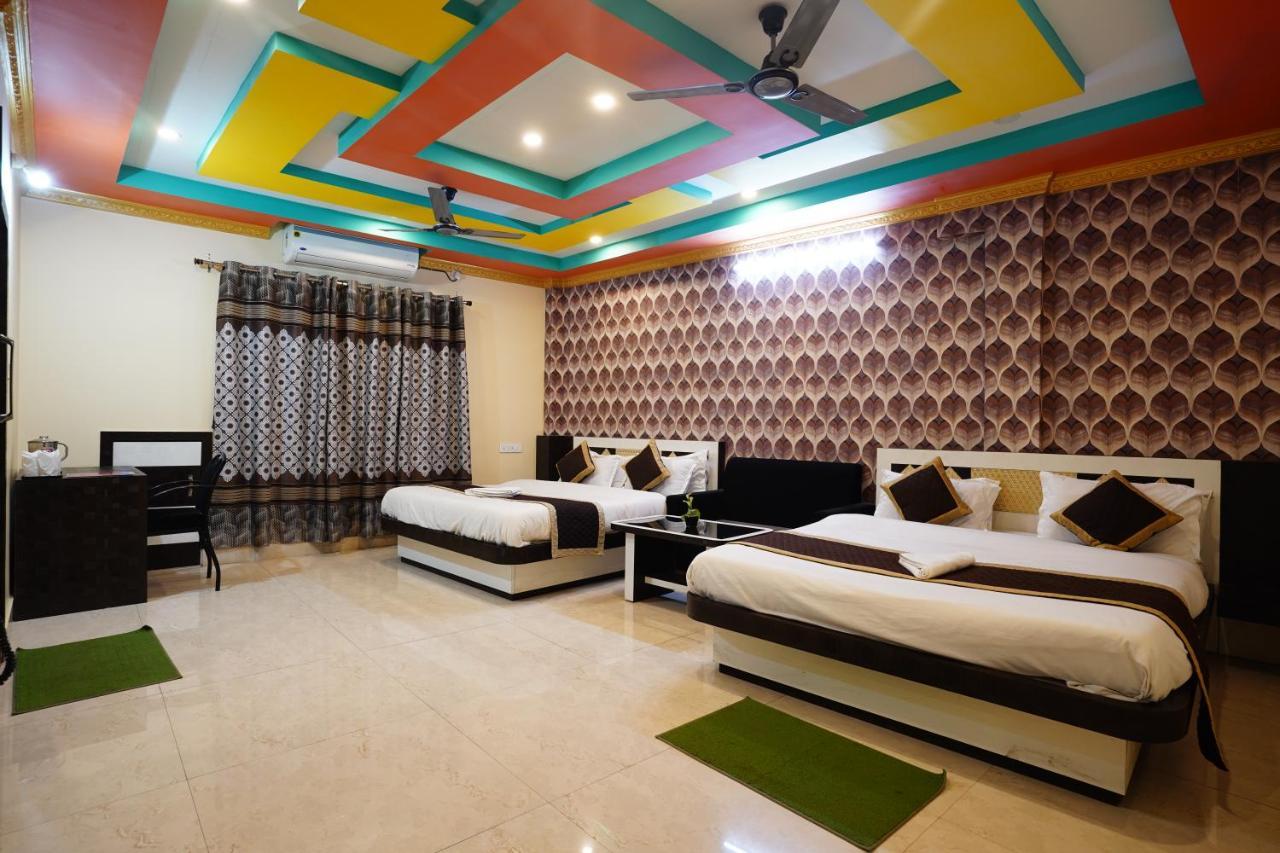 Tirupati Lodge Njp سيليجوري المظهر الخارجي الصورة