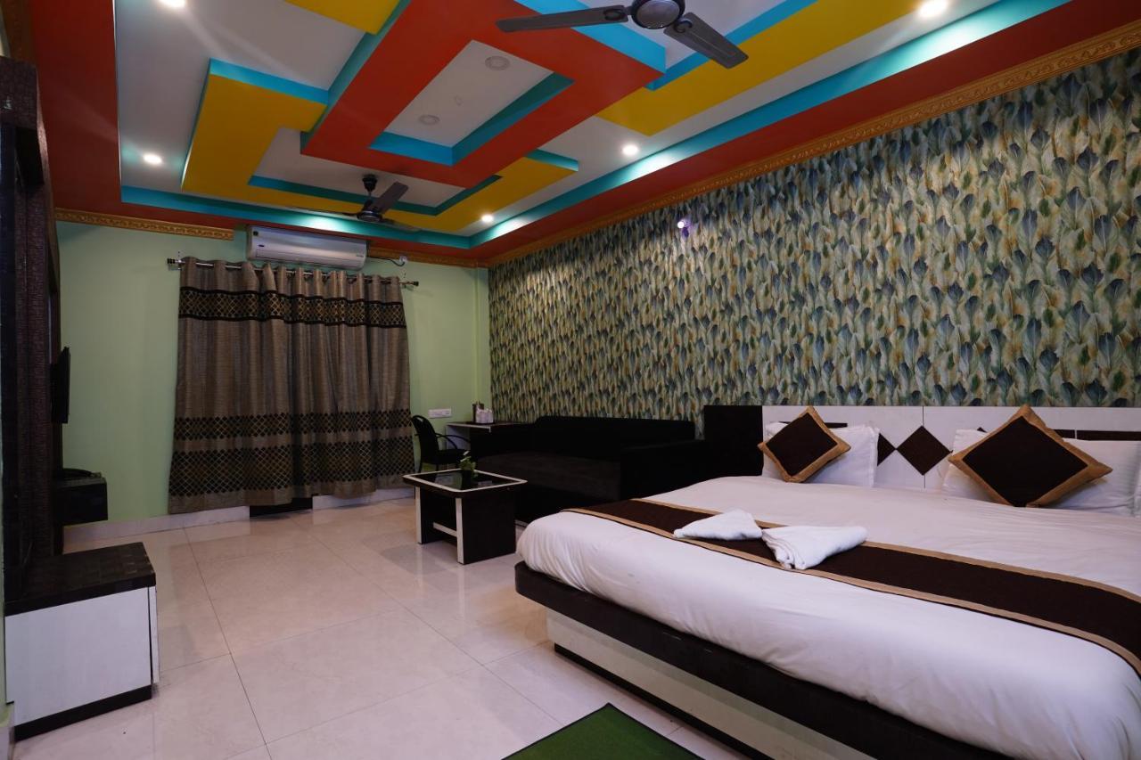 Tirupati Lodge Njp سيليجوري المظهر الخارجي الصورة