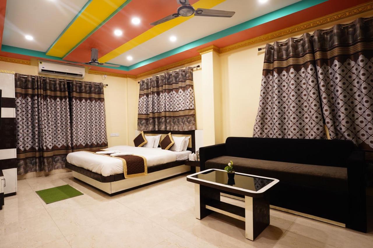 Tirupati Lodge Njp سيليجوري المظهر الخارجي الصورة