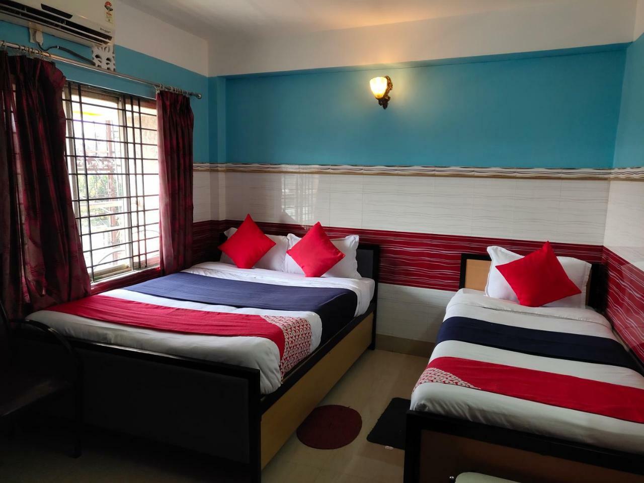 Tirupati Lodge Njp سيليجوري المظهر الخارجي الصورة