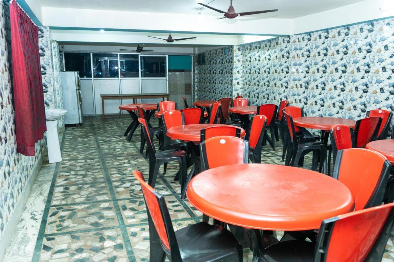 Tirupati Lodge Njp سيليجوري المظهر الخارجي الصورة
