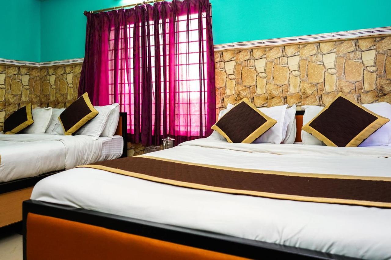 Tirupati Lodge Njp سيليجوري المظهر الخارجي الصورة