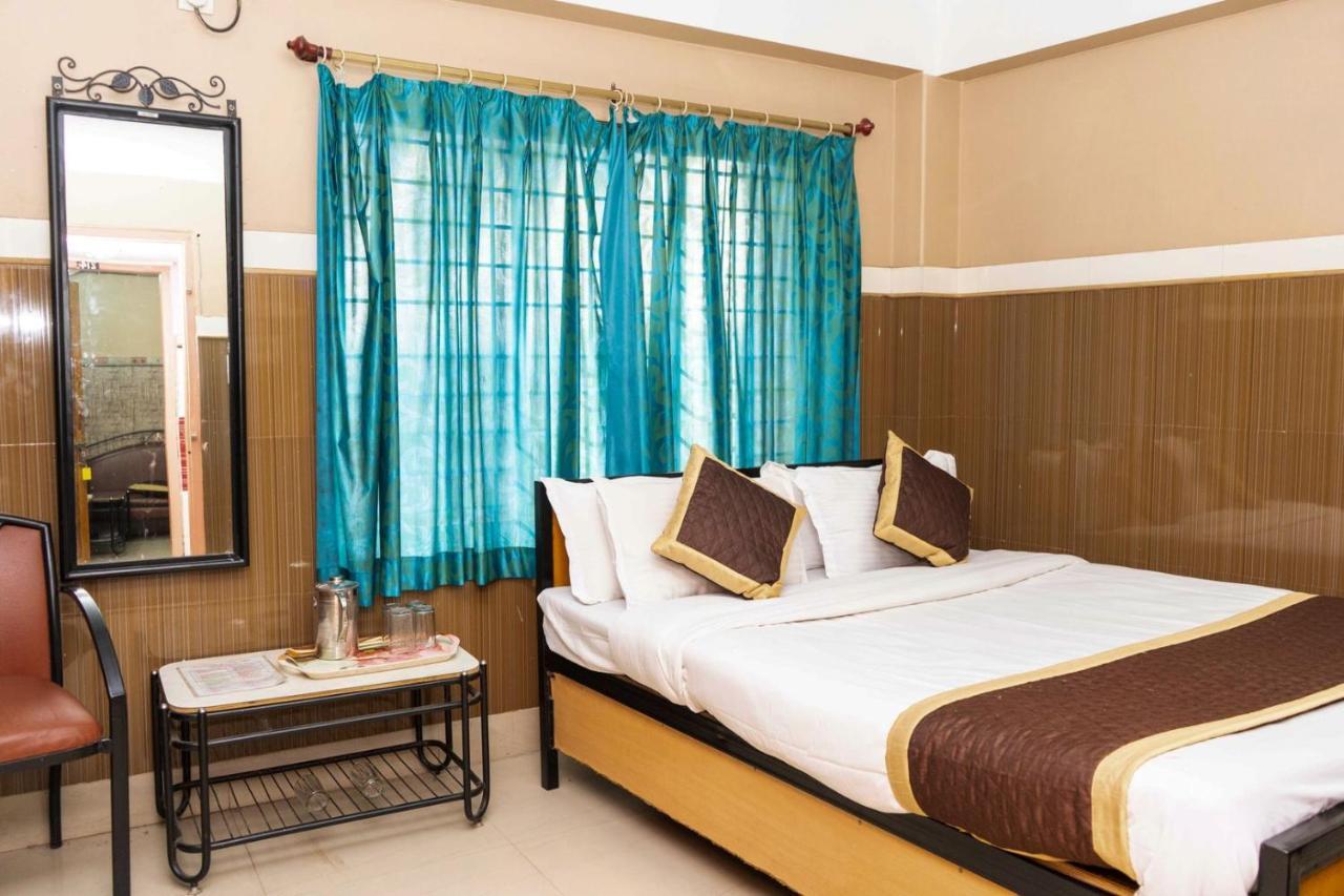 Tirupati Lodge Njp سيليجوري المظهر الخارجي الصورة